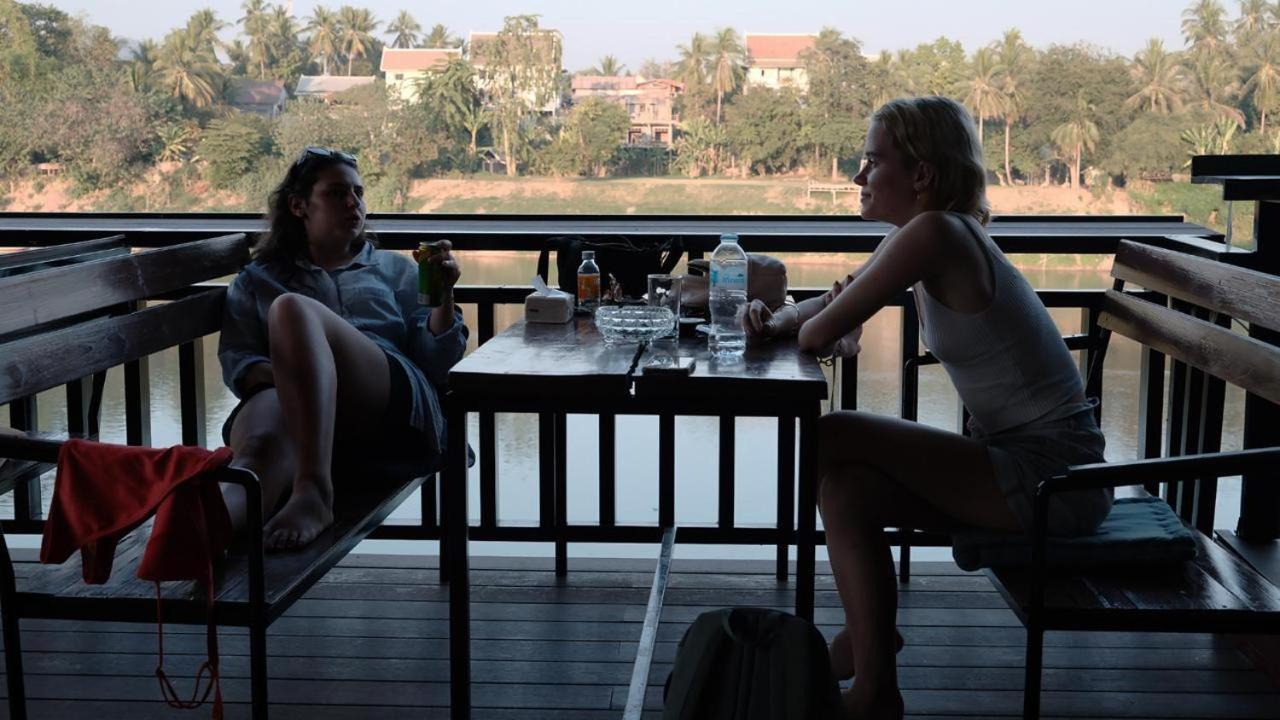 Funny Riverside Backpackers Luang Prabang Exterior foto
